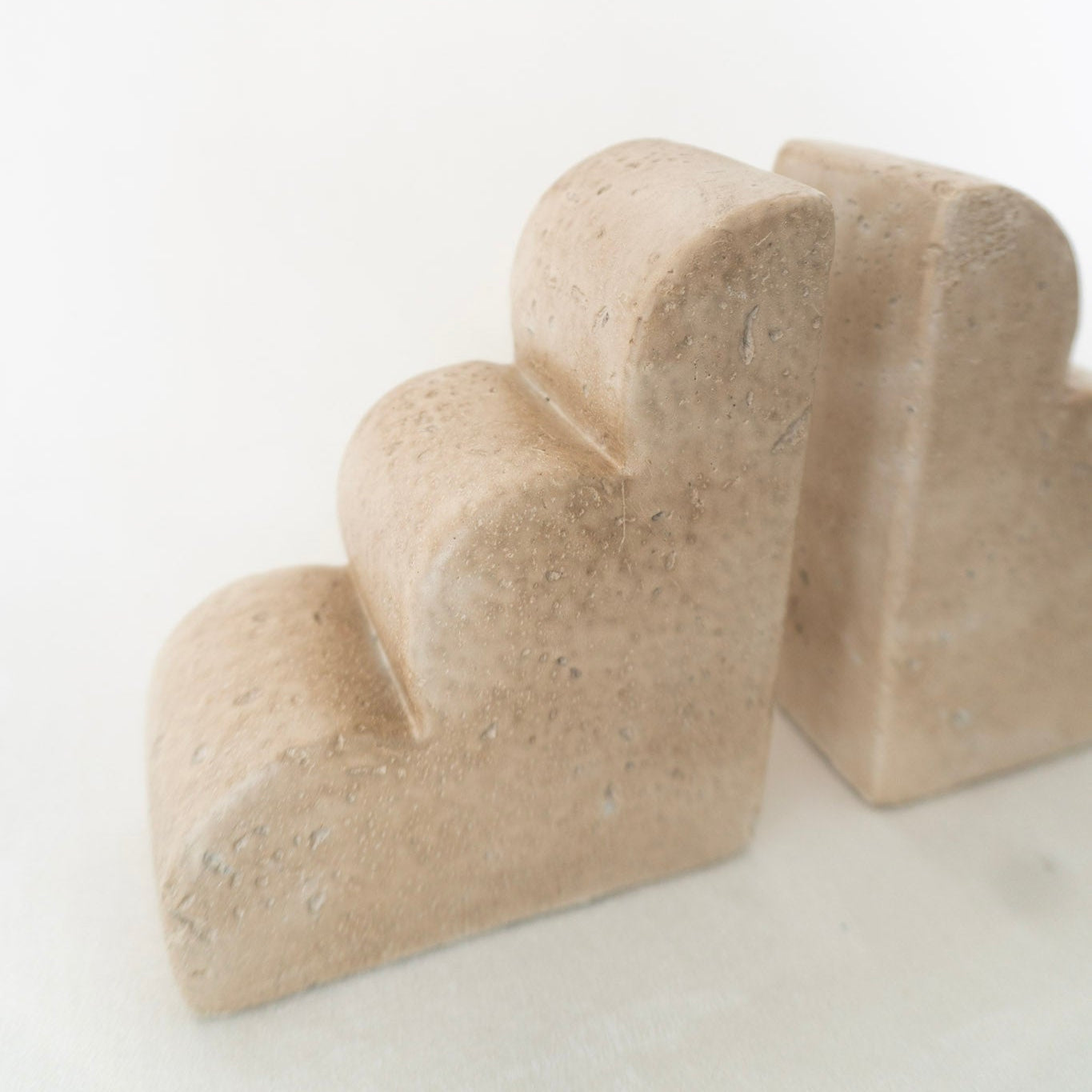 Scallop Edge Cement Bookends