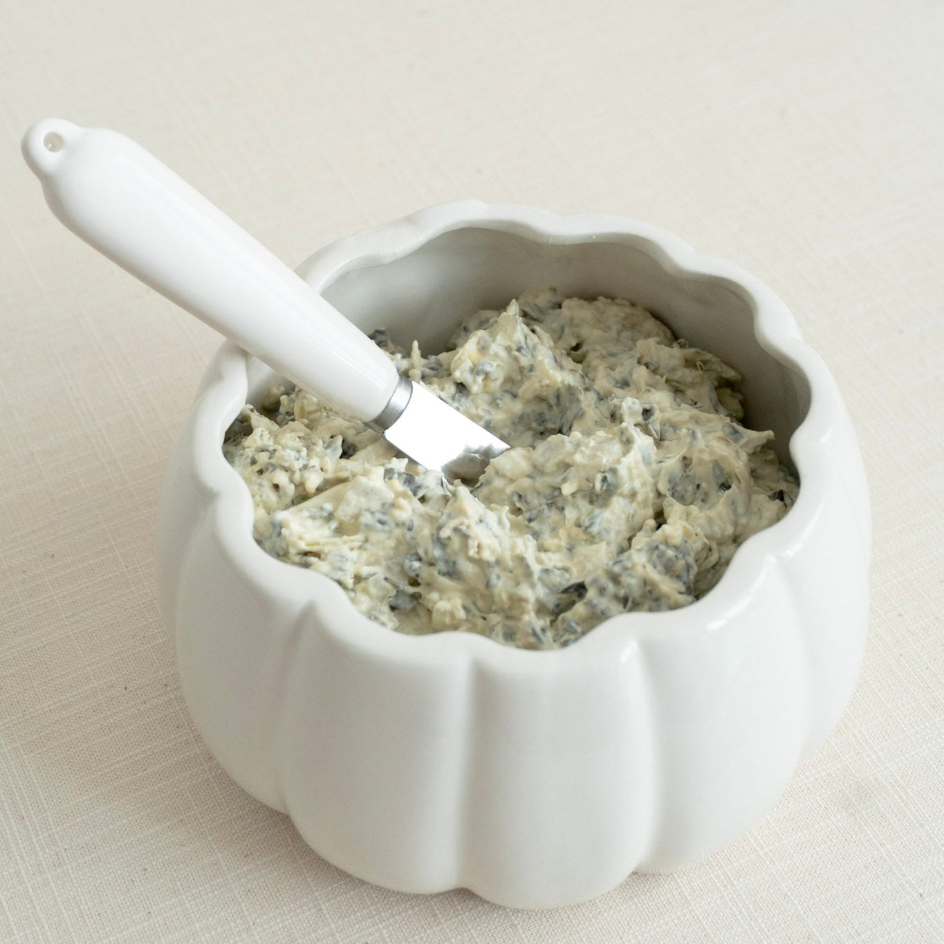Ceramic Bowl w/ Stainless Steel Knife