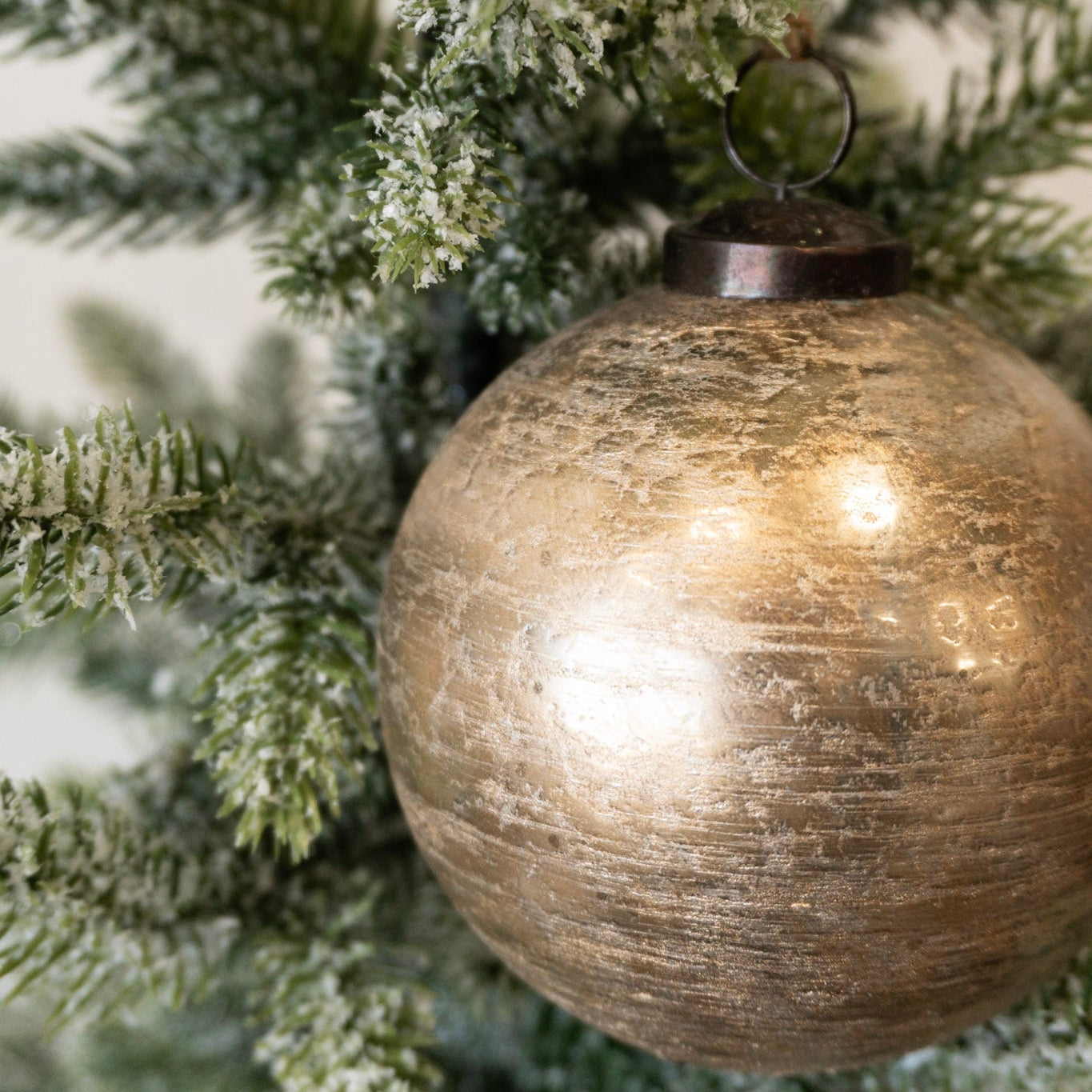 4" Gold Foil Glass Ball