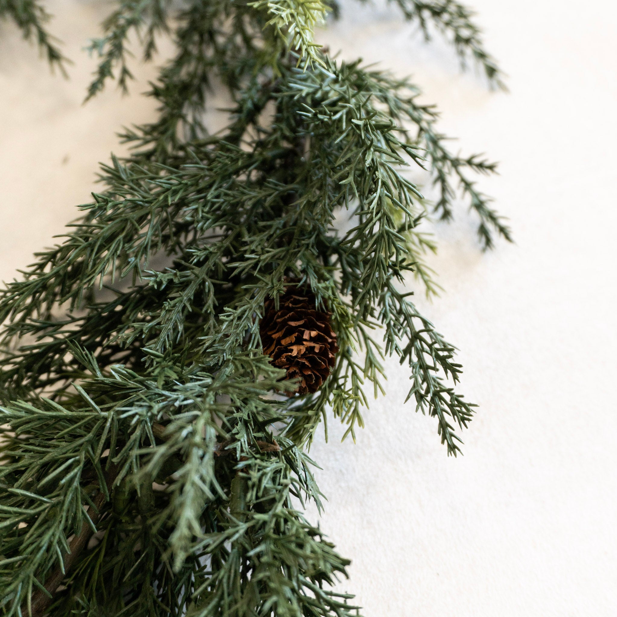72" Arborvitae Garland