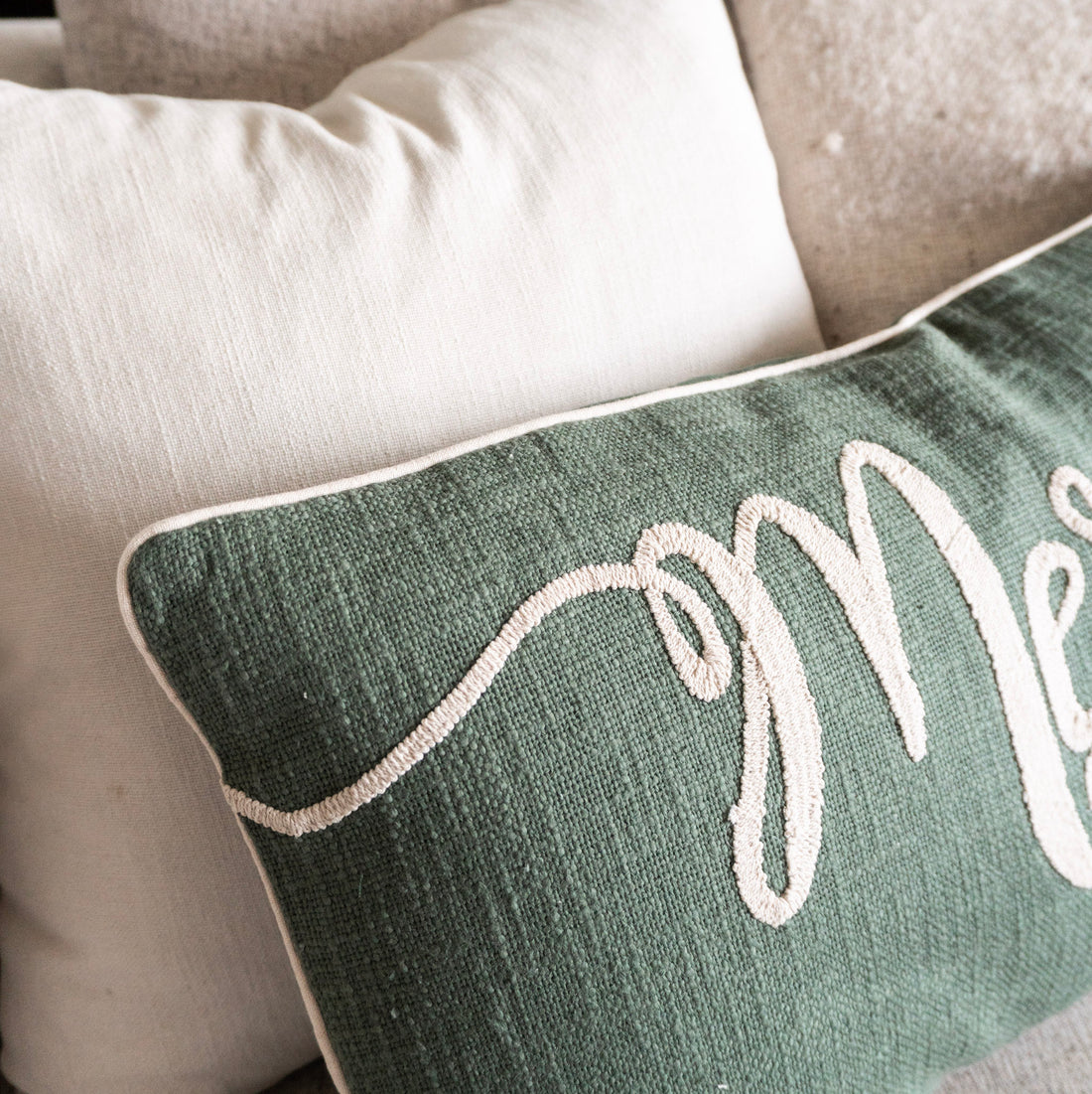 Merry Pillow