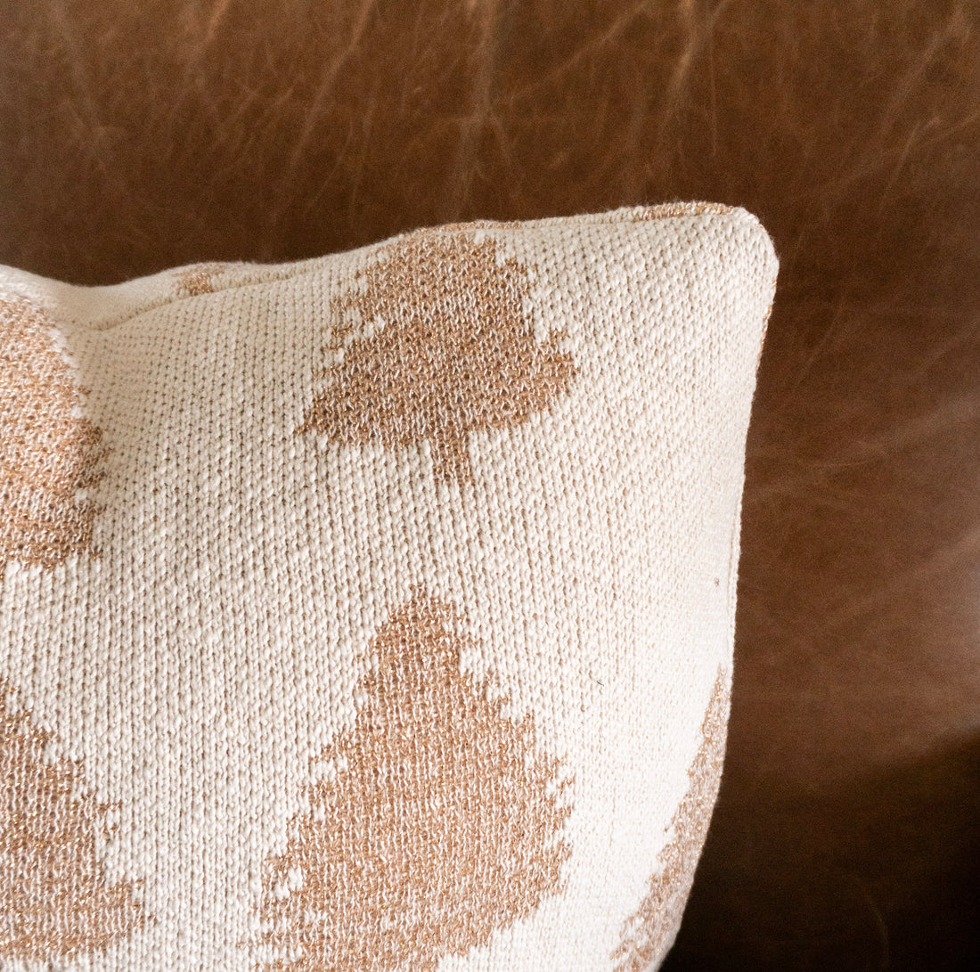 20" Knit Pillow