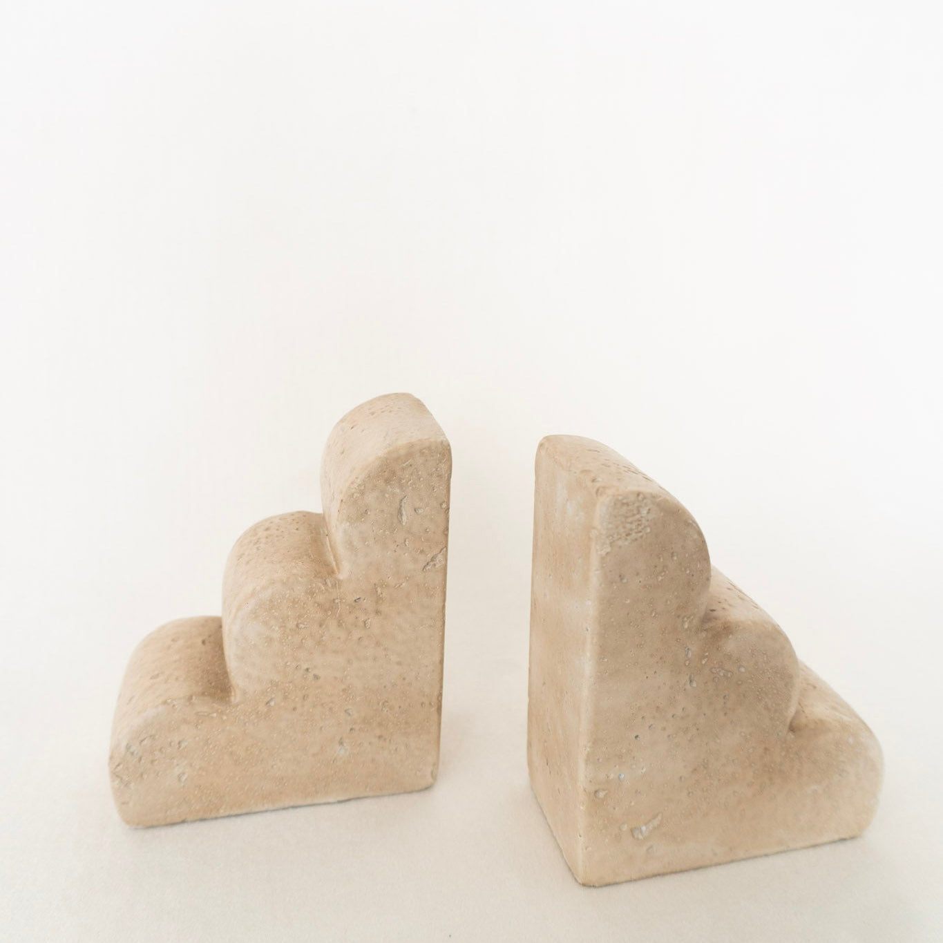 Scallop Edge Cement Bookends