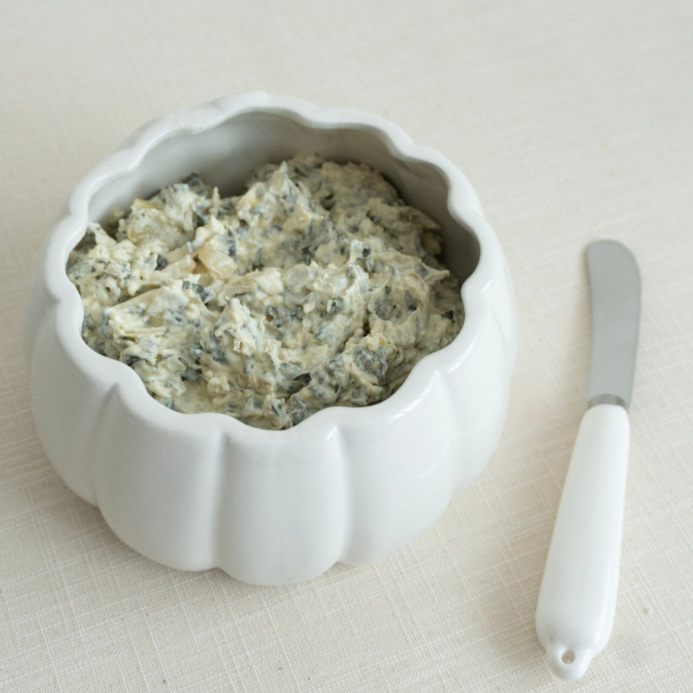 Ceramic Bowl w/ Stainless Steel Knife