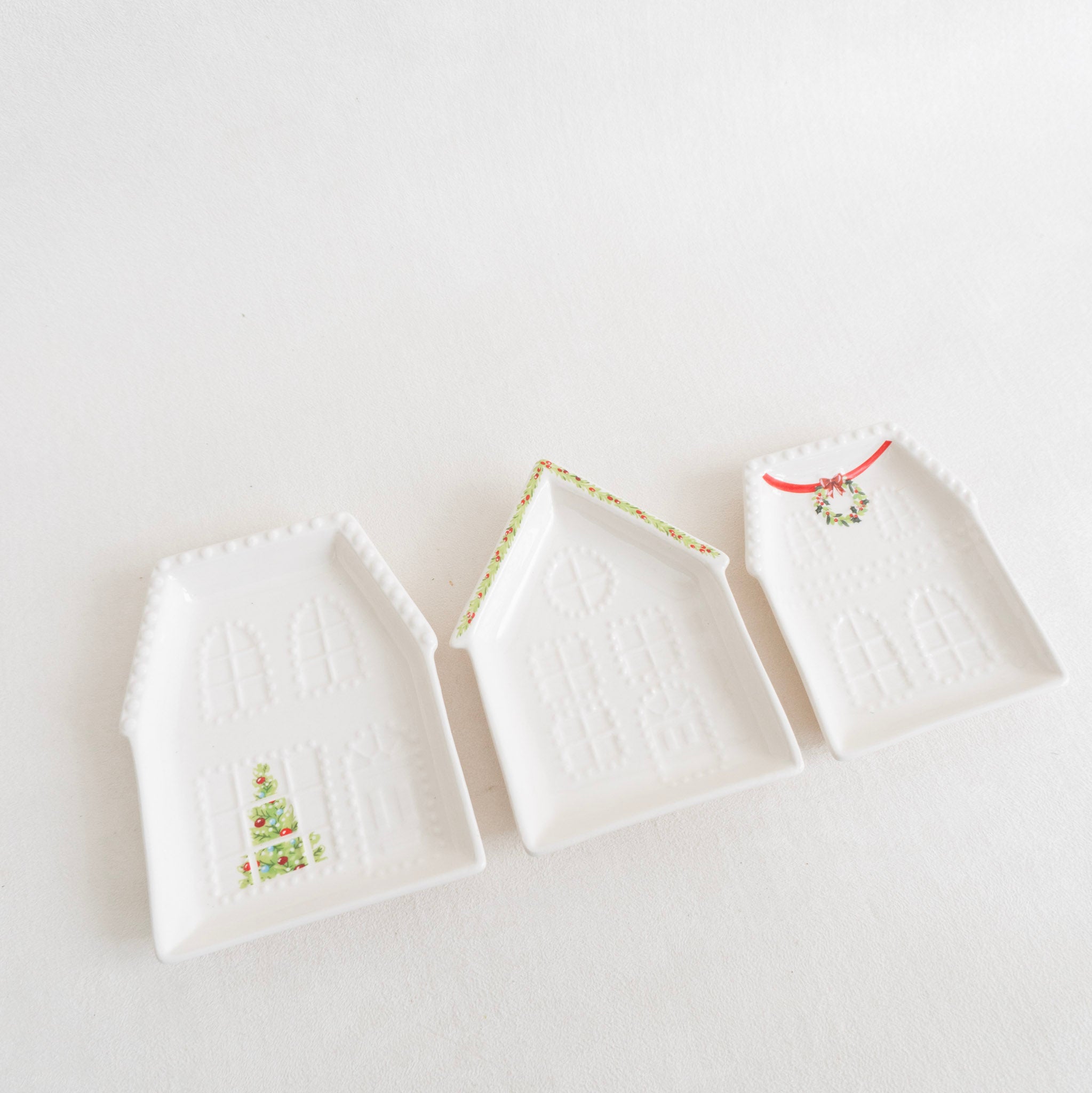 Stoneware House Plate- Set of 3