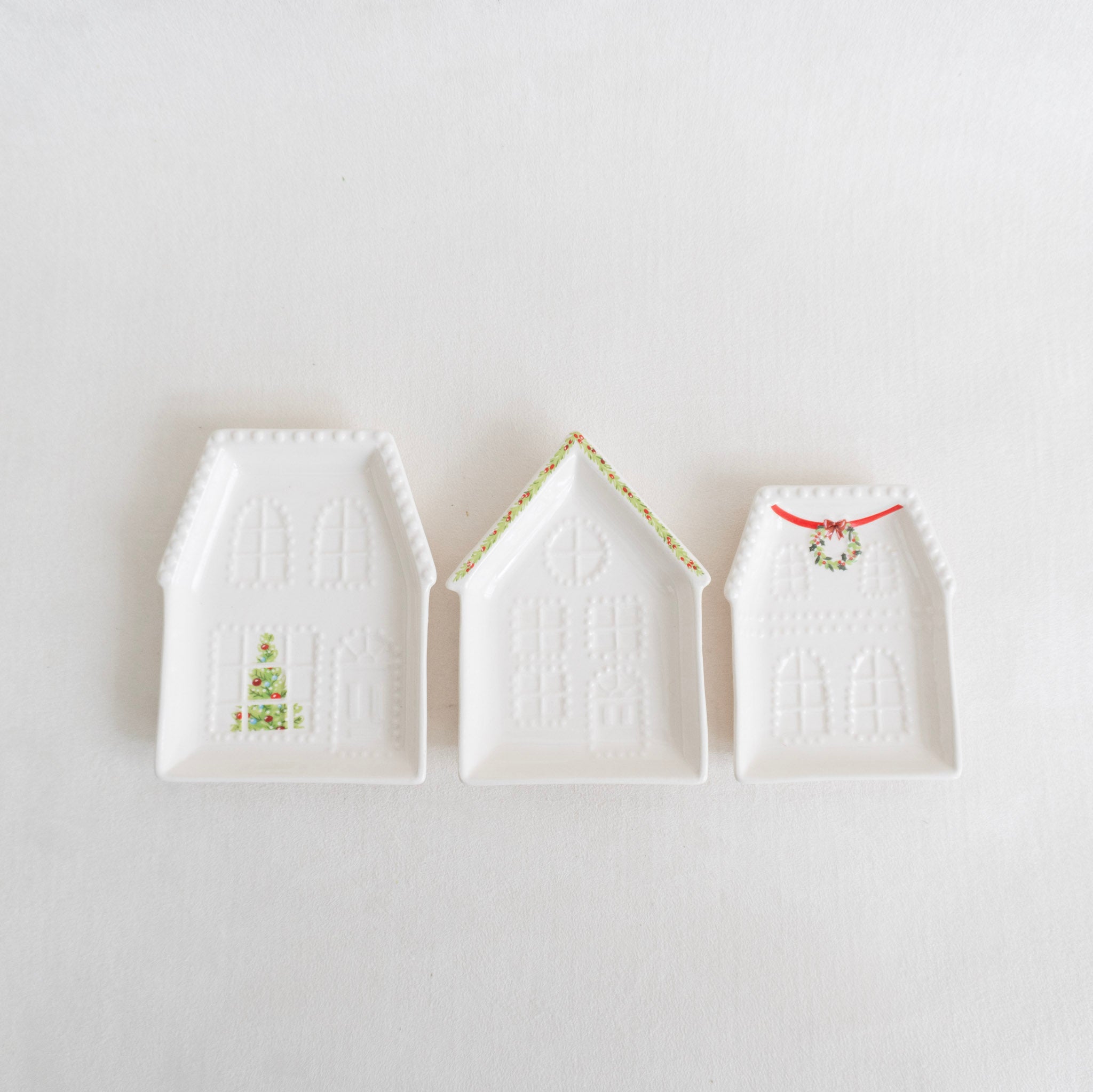 Stoneware House Plate- Set of 3