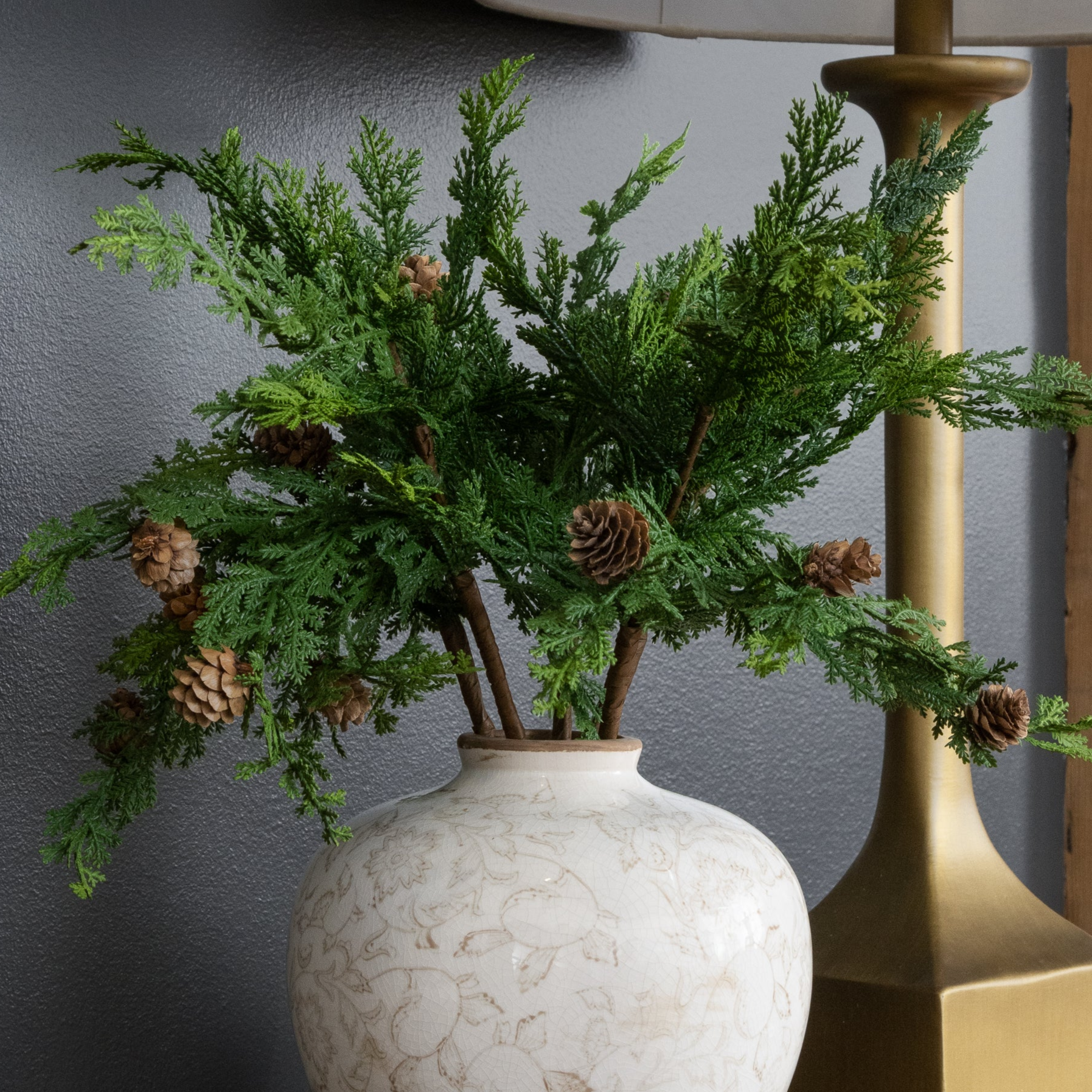 24" Cypress & Pine Cone Spray