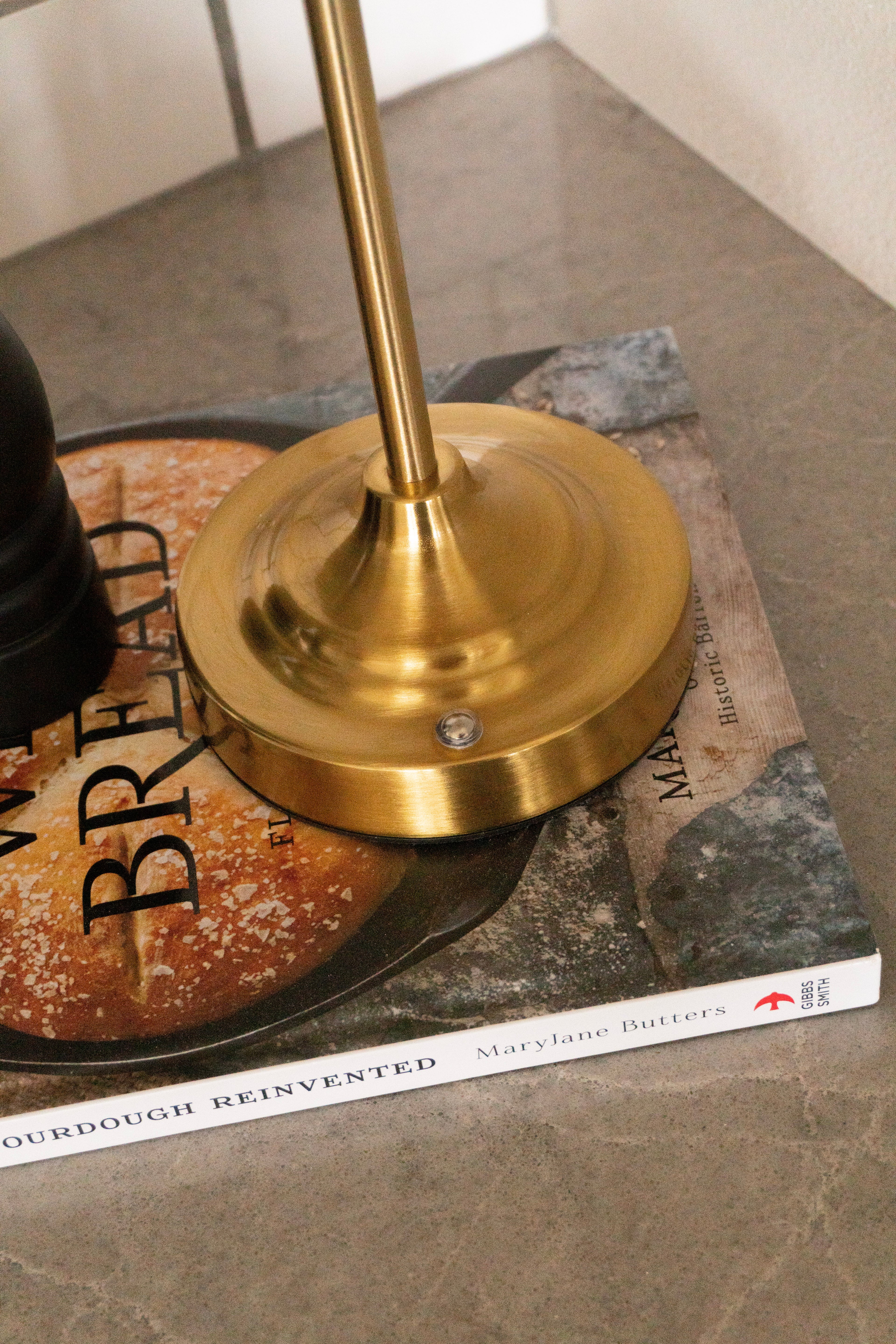 12" Rechargeable Gold LED Lamp