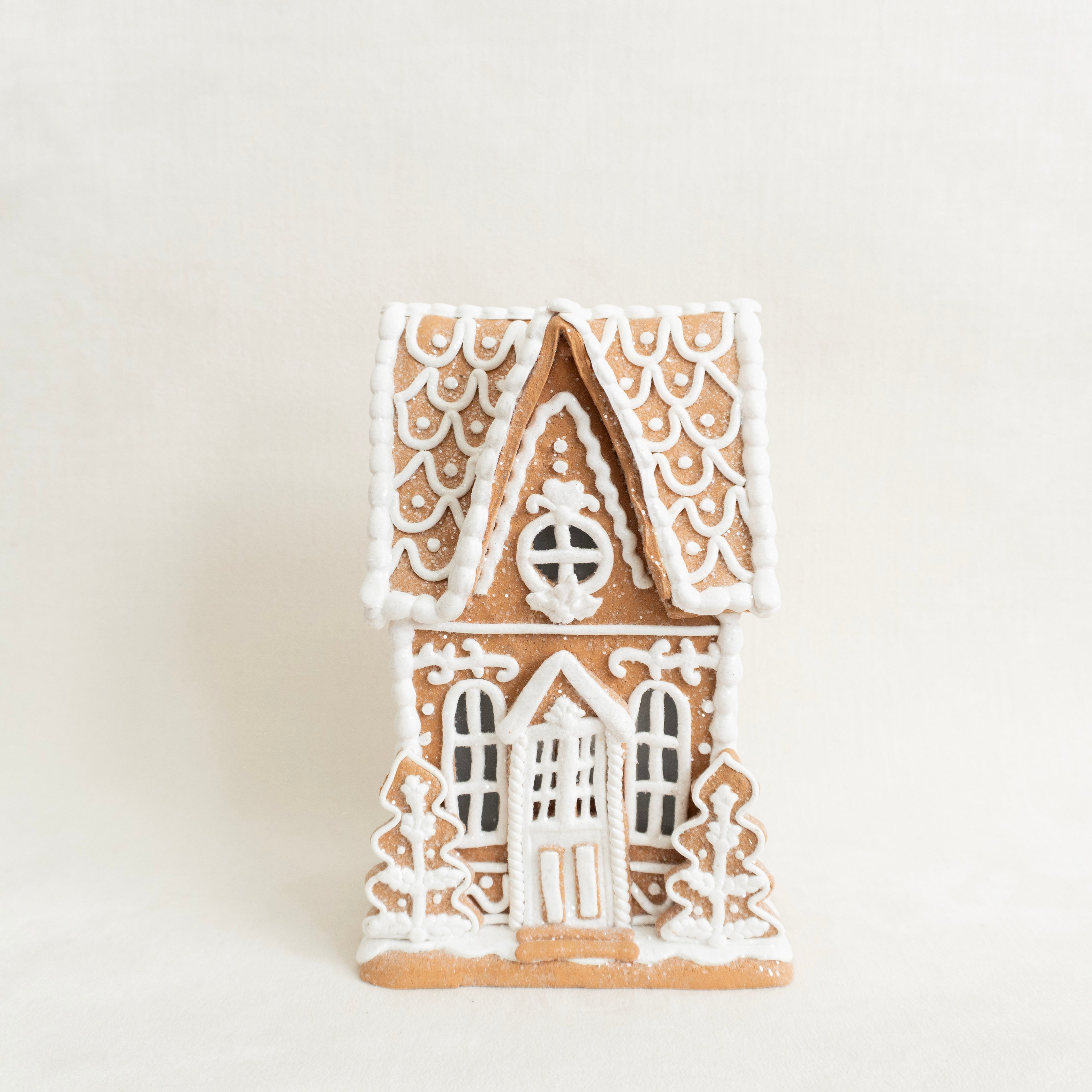 10.5" Lighted Gingerbread House