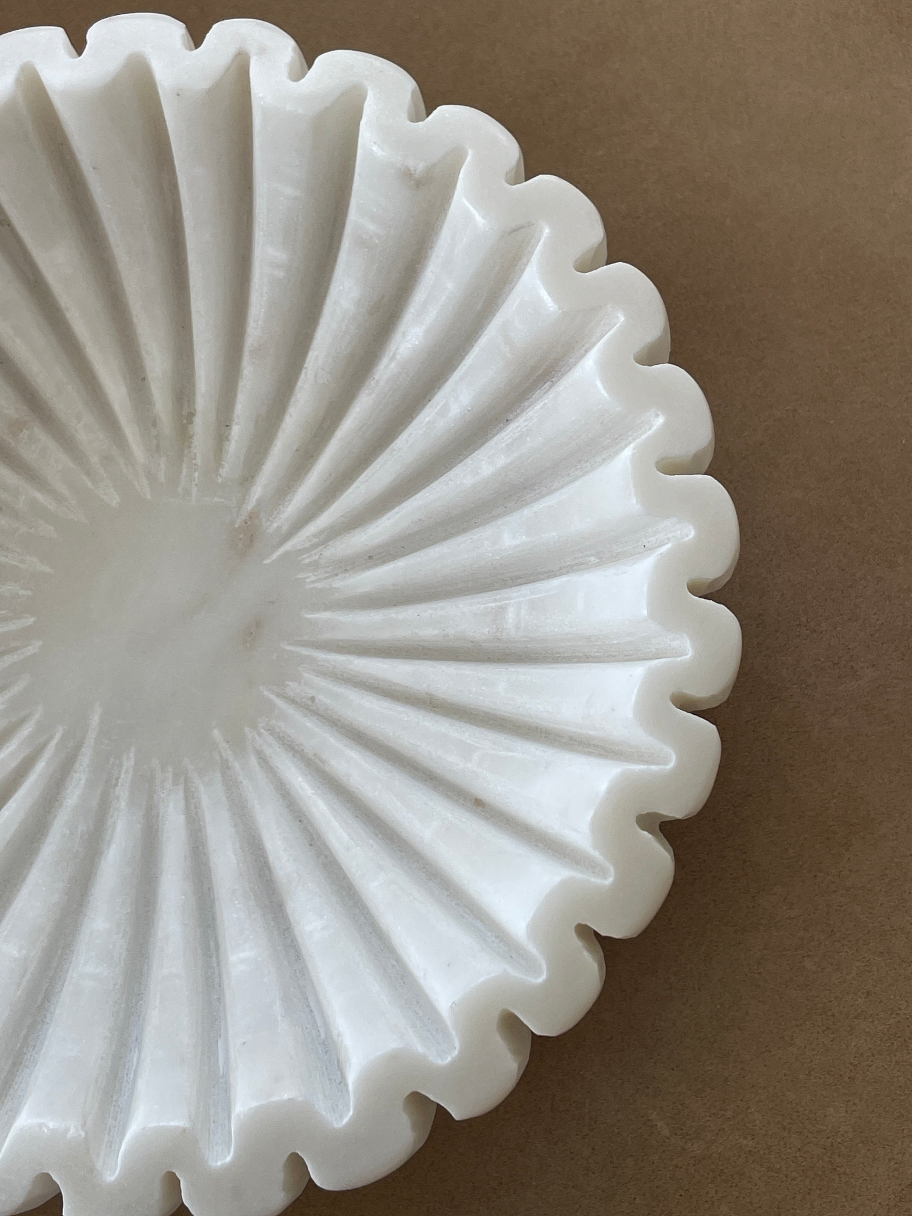 Marble Ruffle Bowl