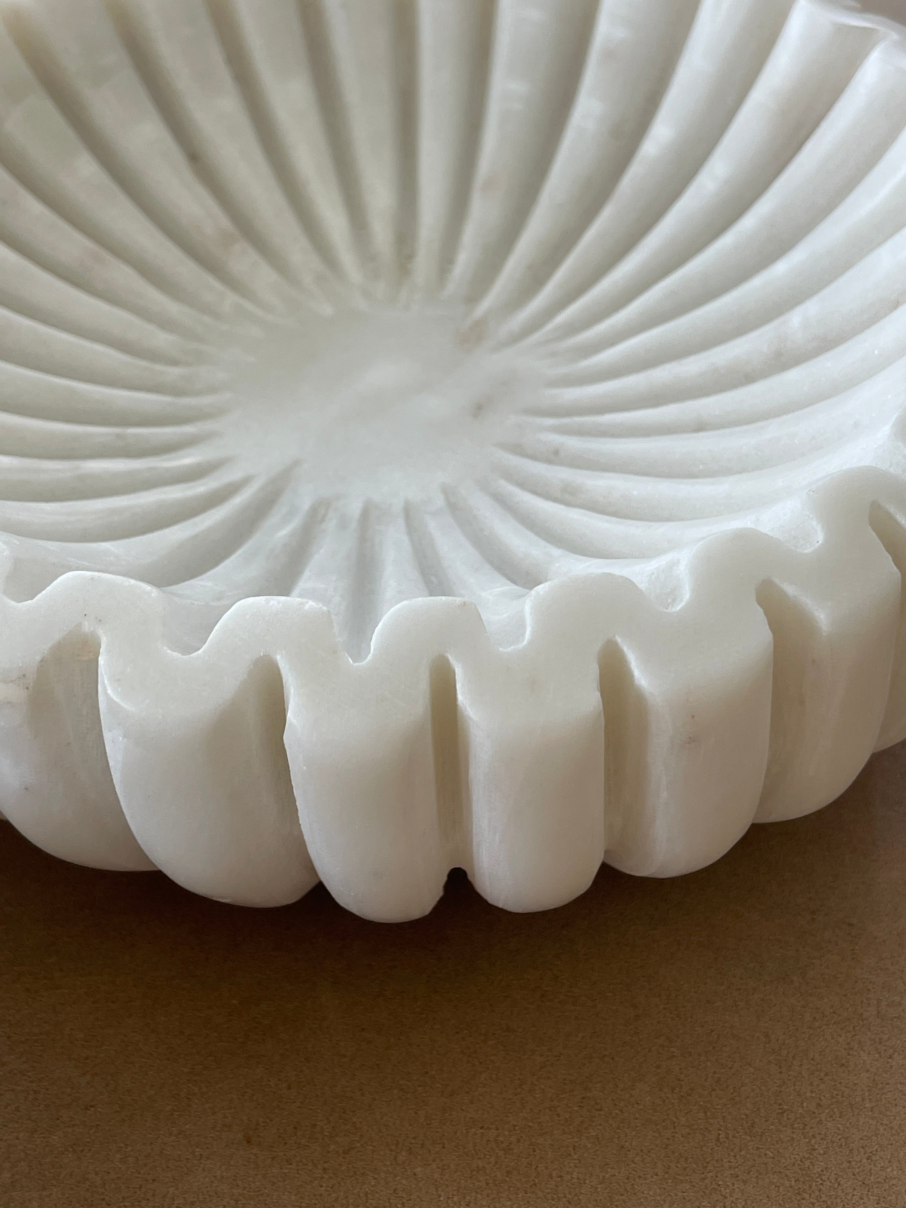 Marble Ruffle Bowl