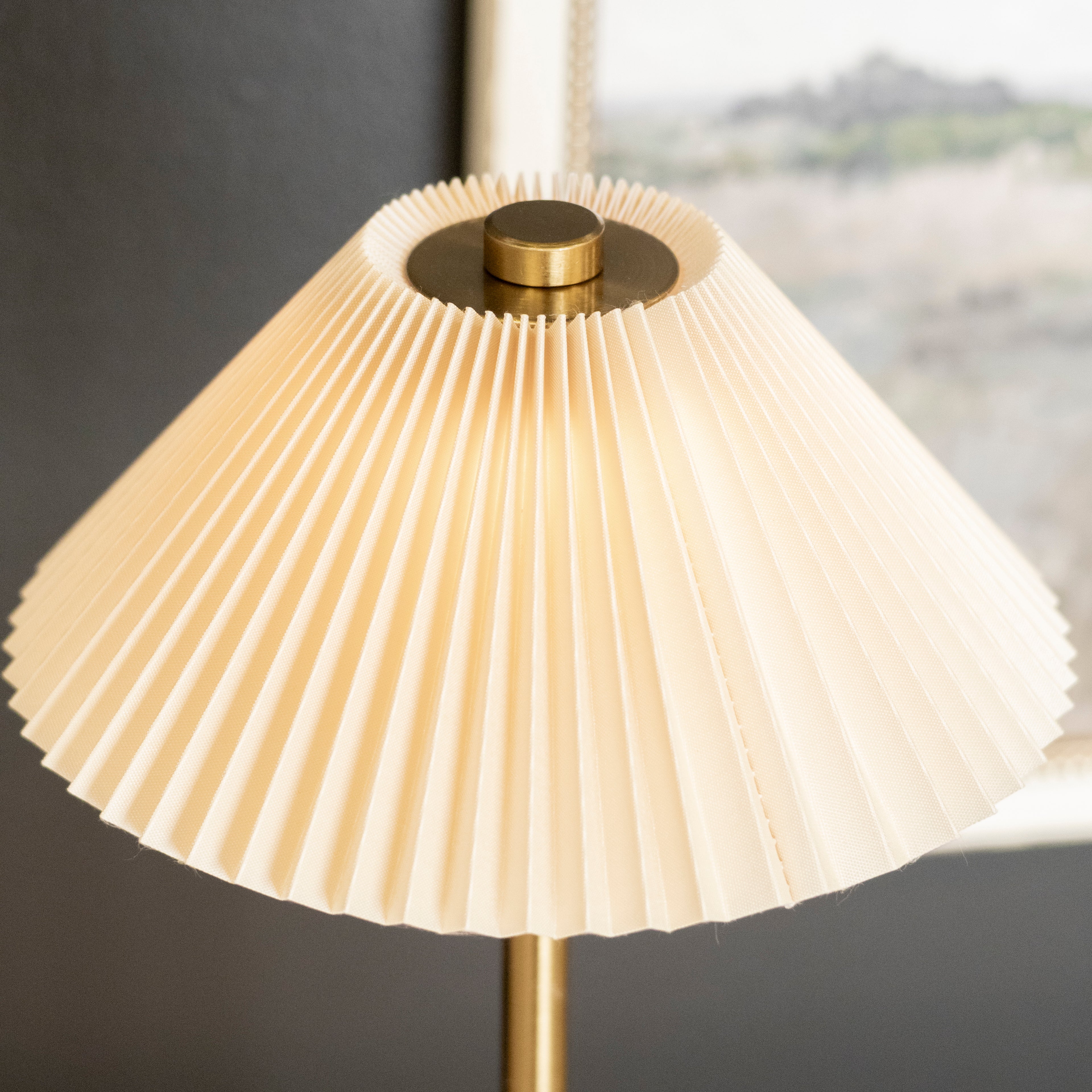 12" Rechargeable Gold LED Lamp