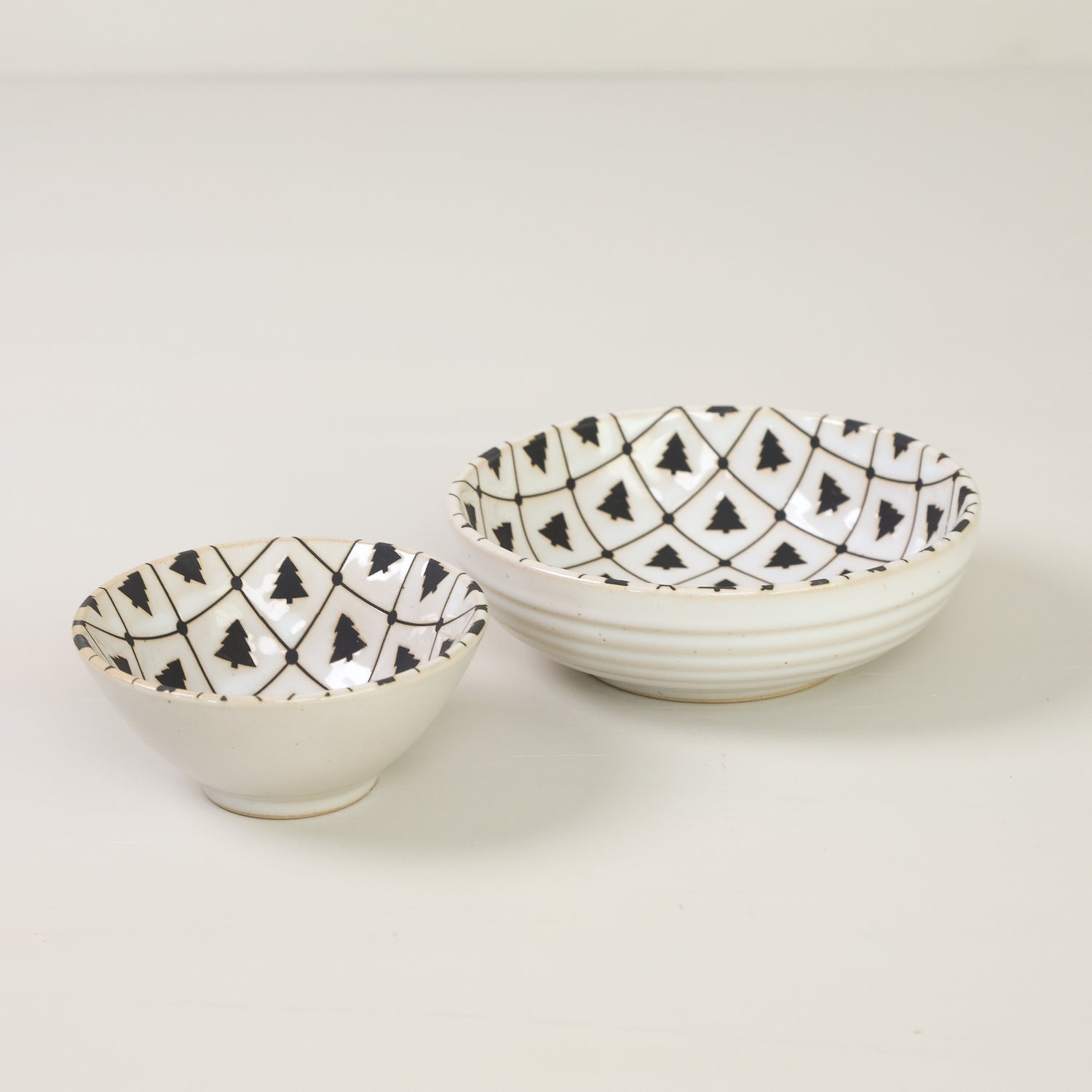 Stoneware Tree Pattern Bowl