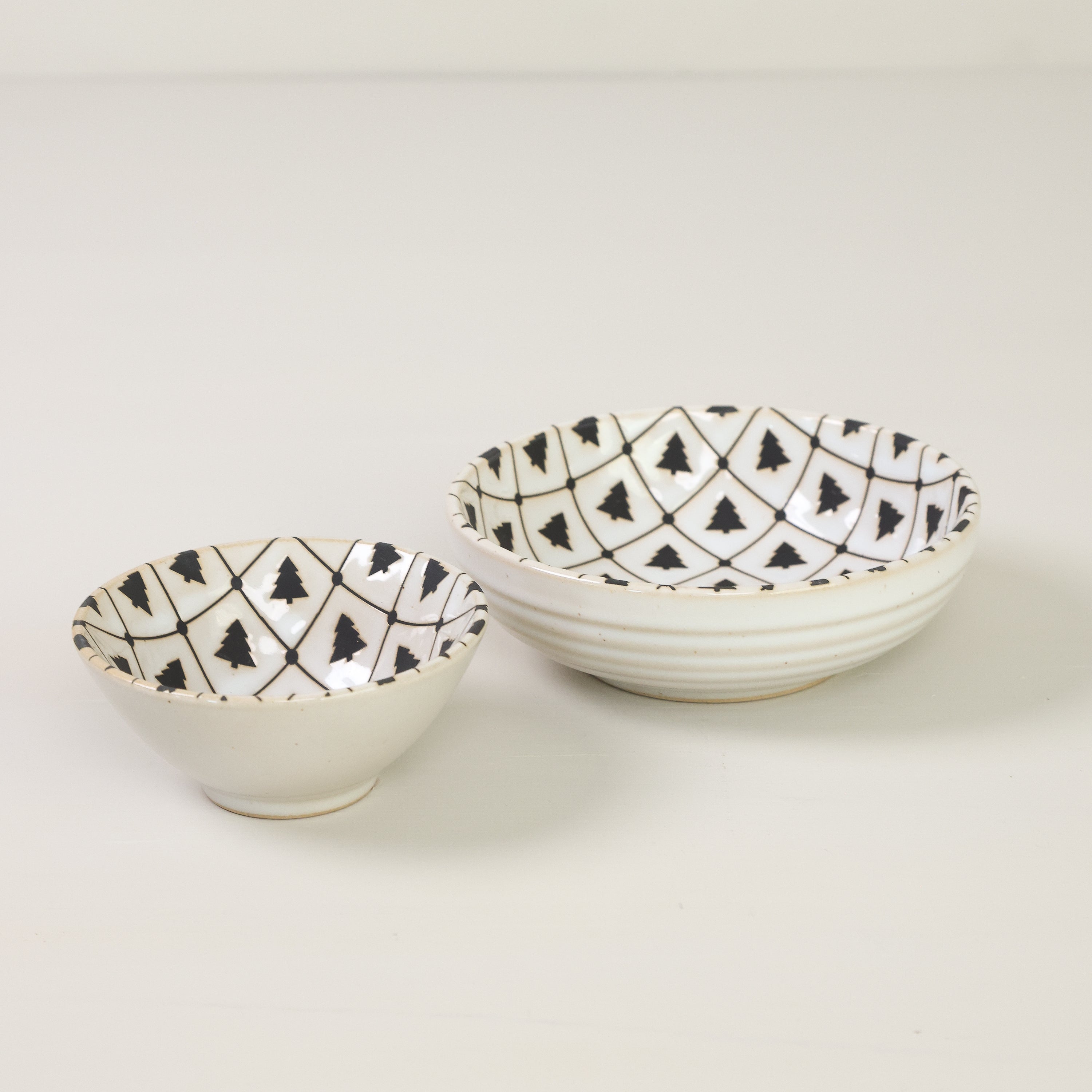 Stoneware Tree Pattern Bowl