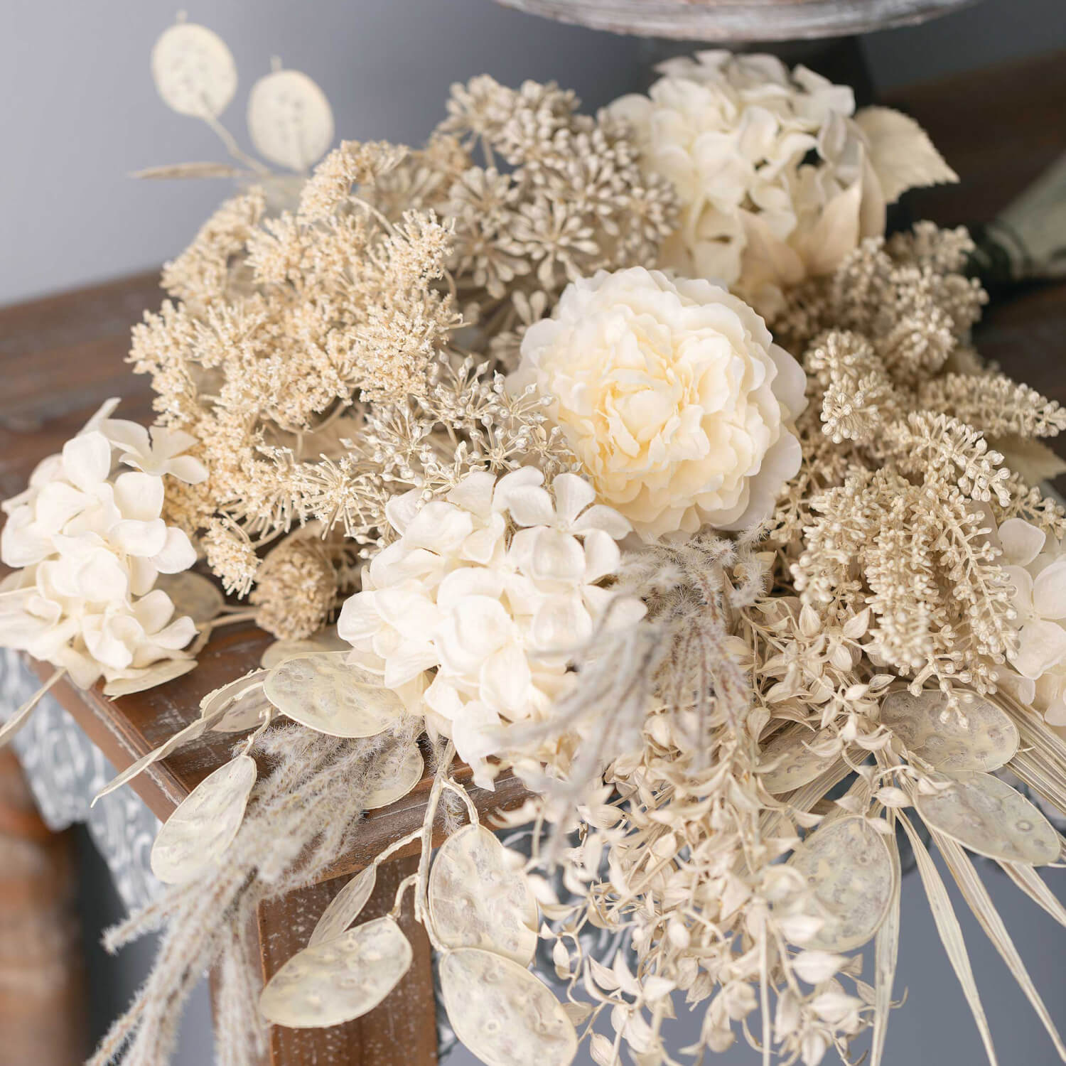 Seed Pod Spray 31" - Cream