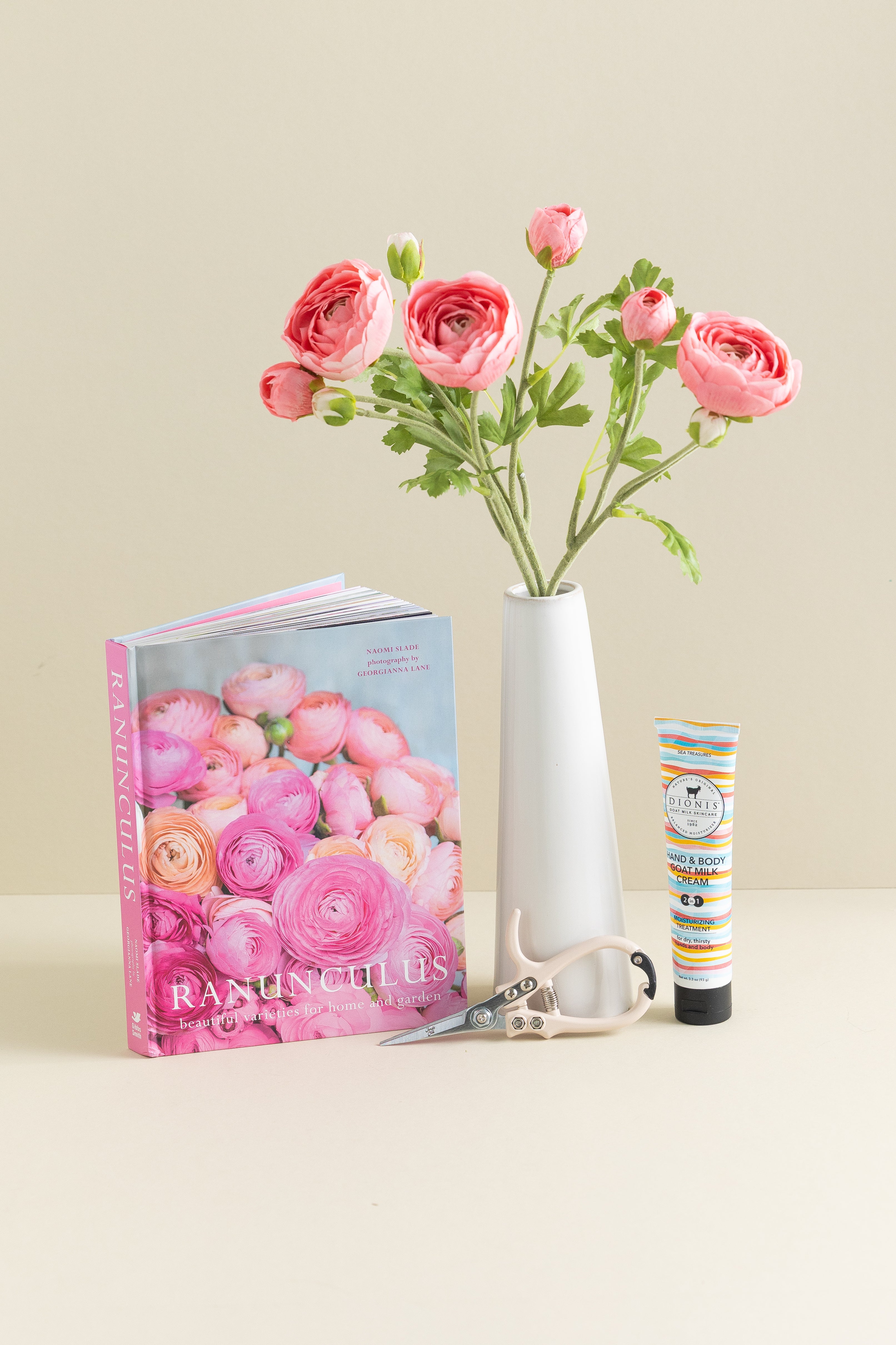 Garden Mama Bundle (Ranunculus)