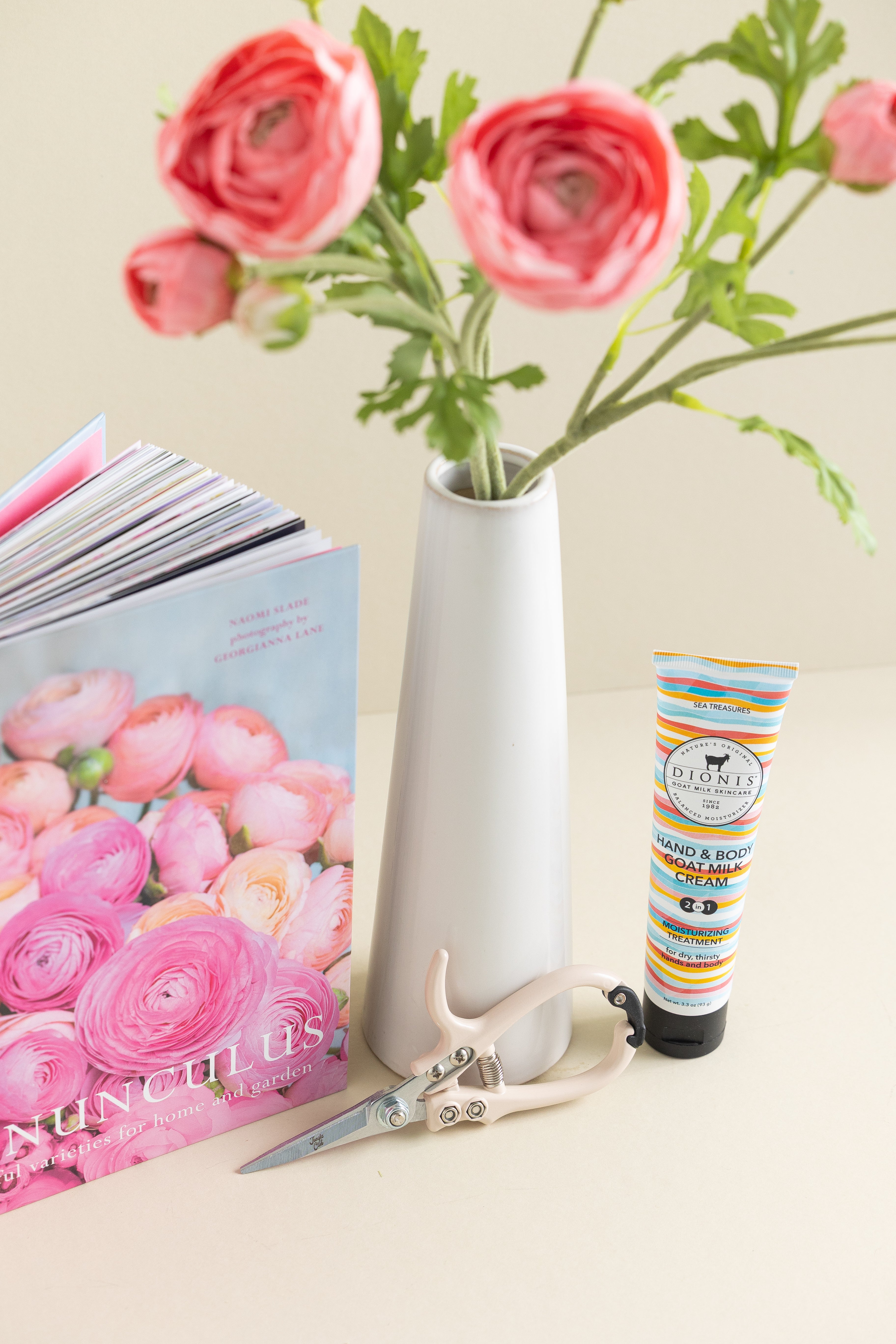 Garden Mama Bundle (Ranunculus)