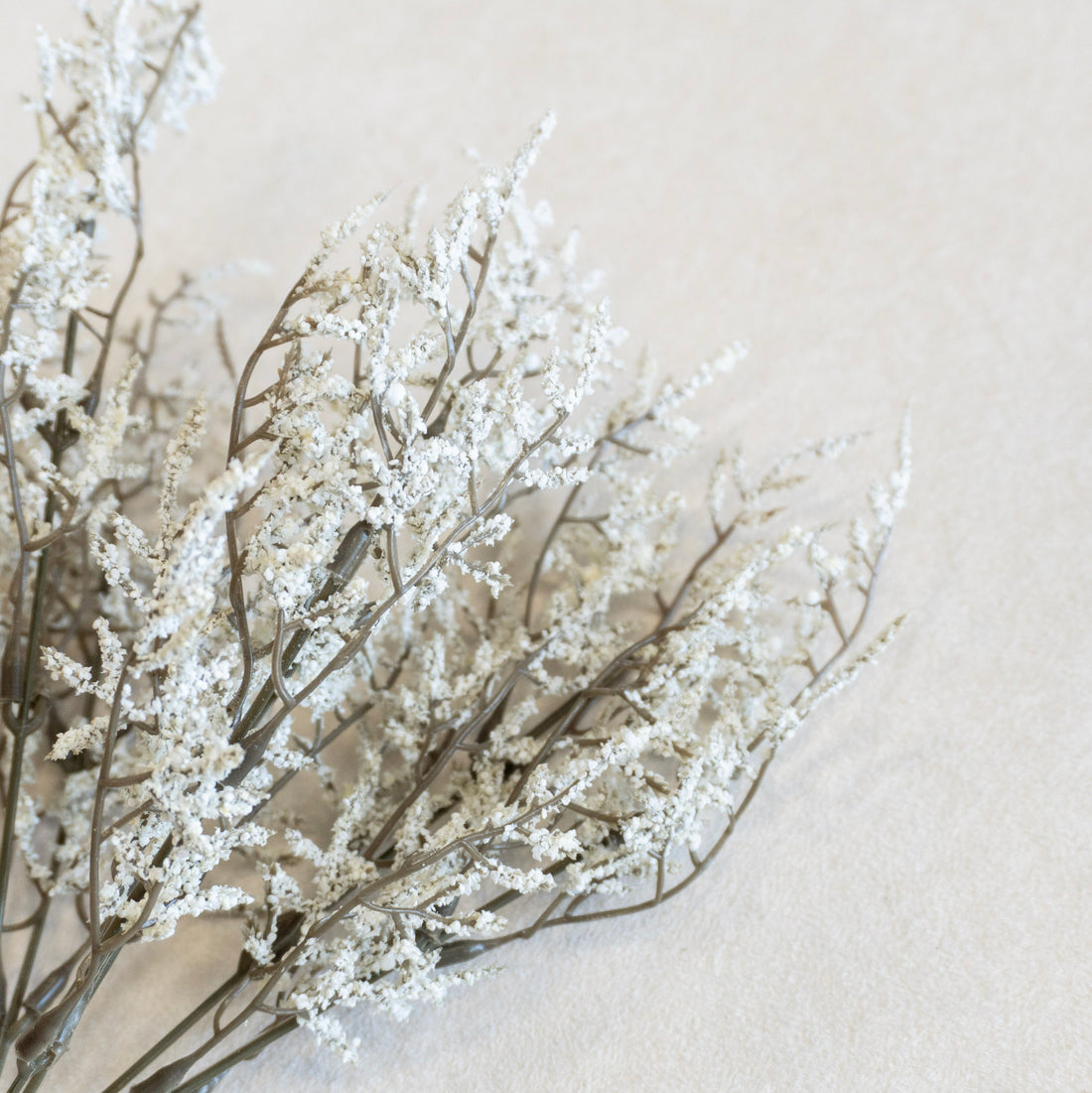 14.5&quot; White Dance Plant Bush