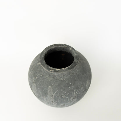 7.5" Charcoal Round Vase