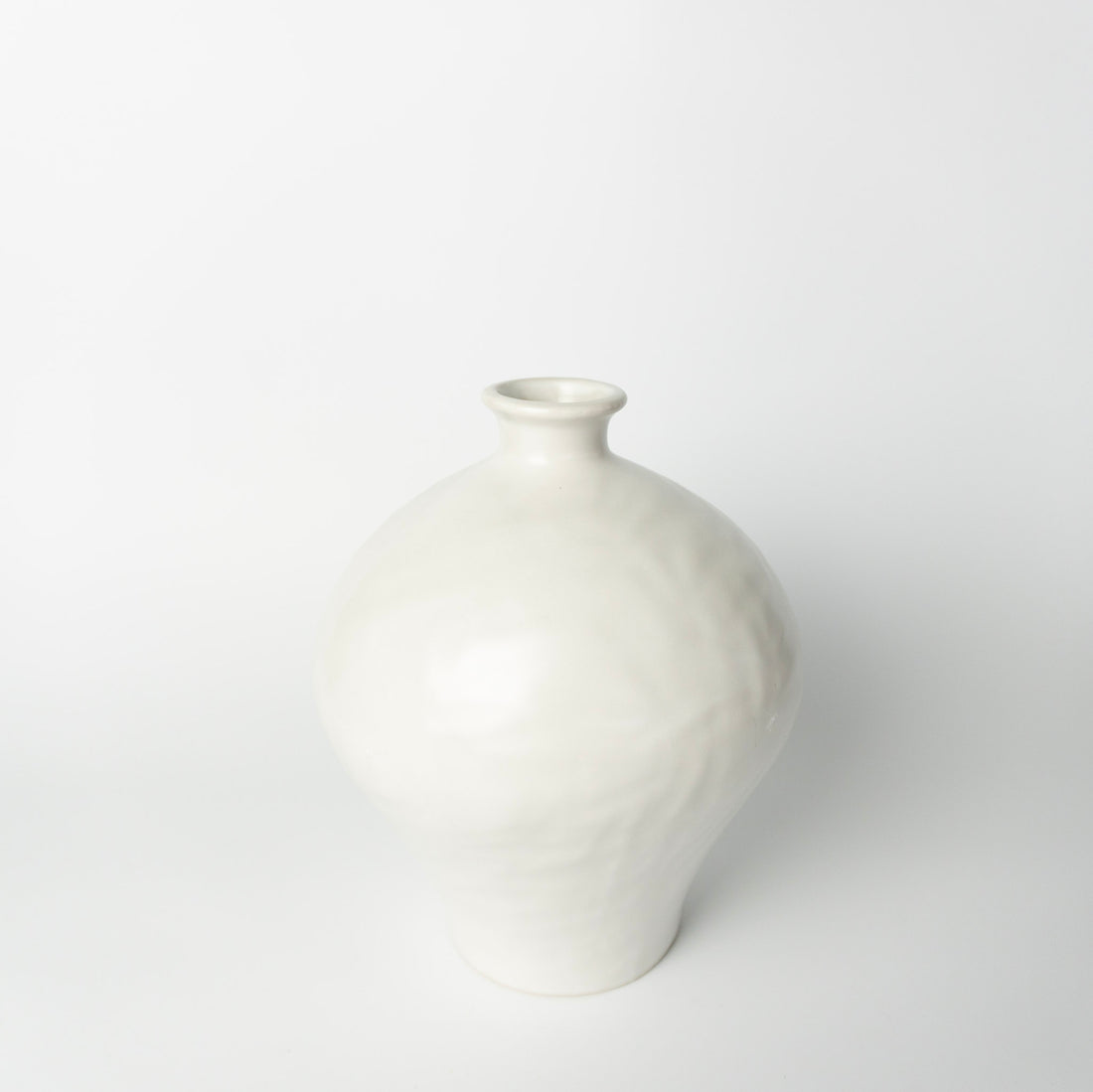 10" White Rounded Vase