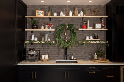 XL Mixed Green Wreath