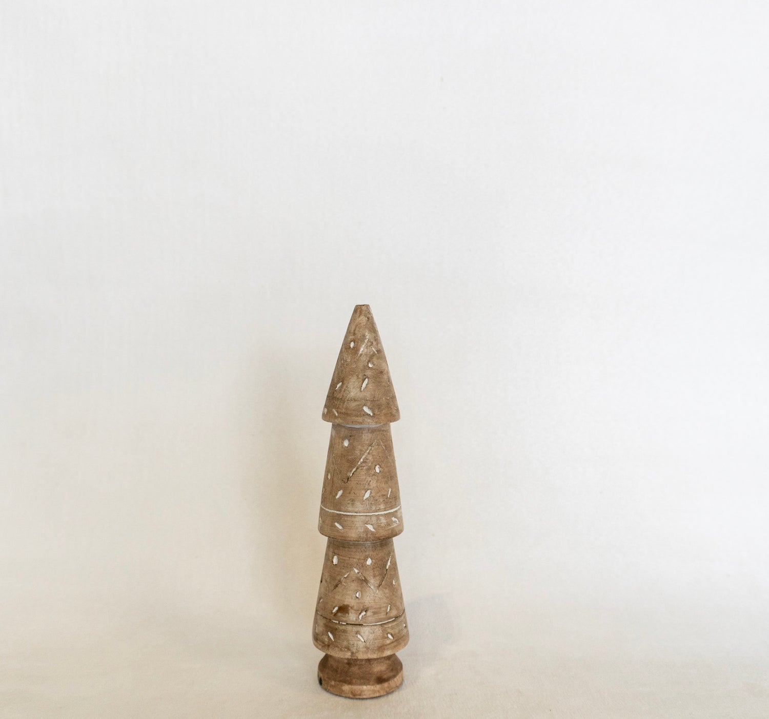 Carved Mango Wood Tree w/Design Set