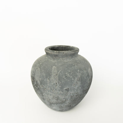 7.5" Charcoal Round Vase
