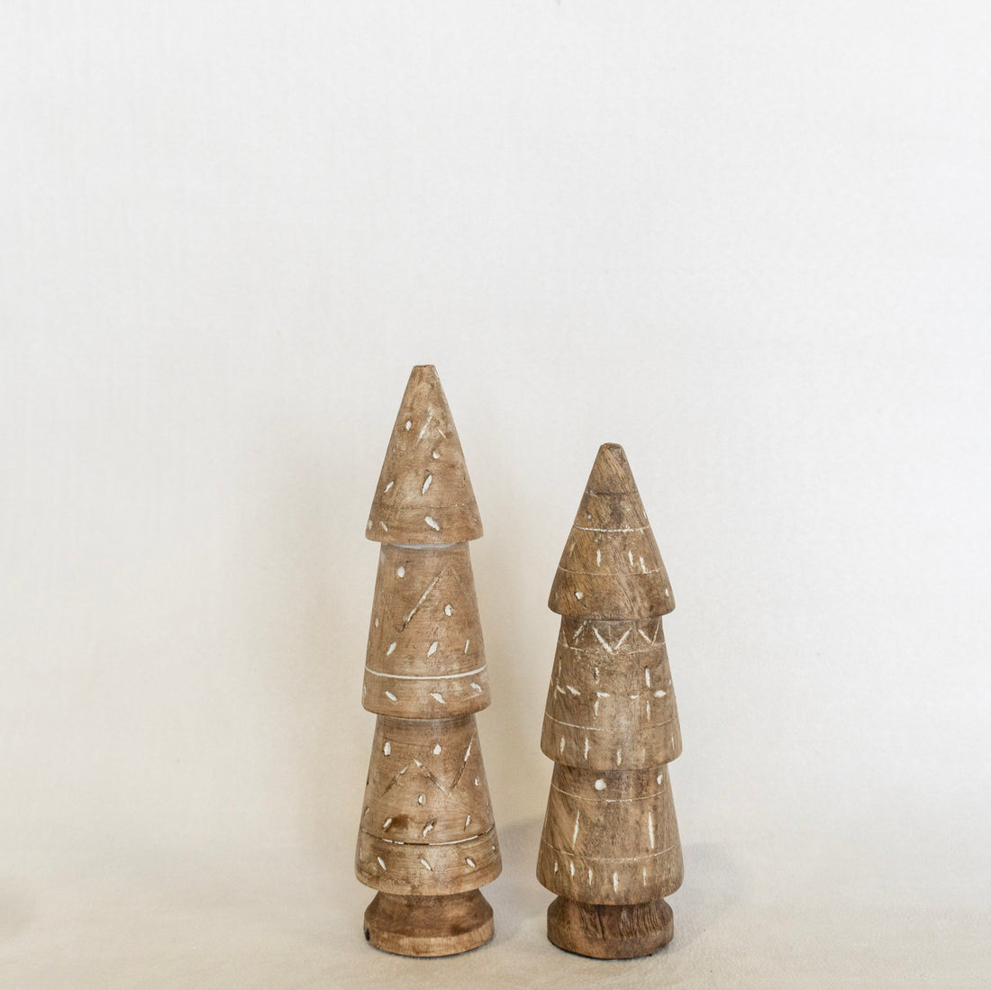 Carved Mango Wood Tree w/Design Set