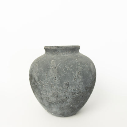 7.5" Charcoal Round Vase