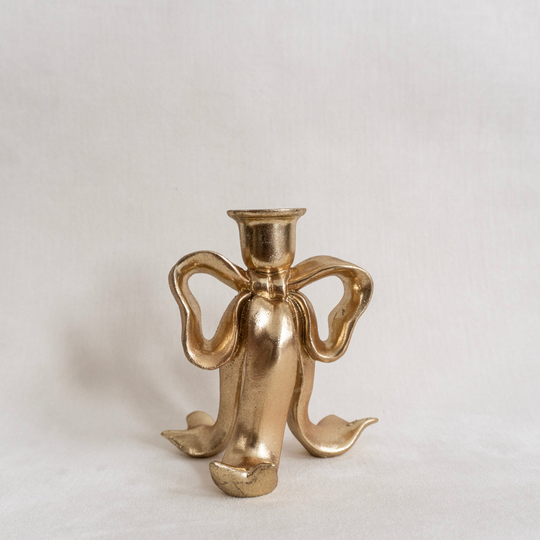 Bow Candlestick