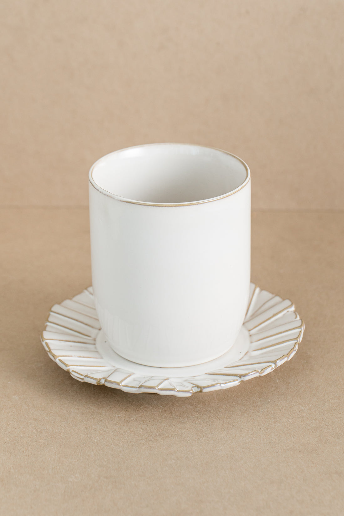 Dermot Pot w/Saucer