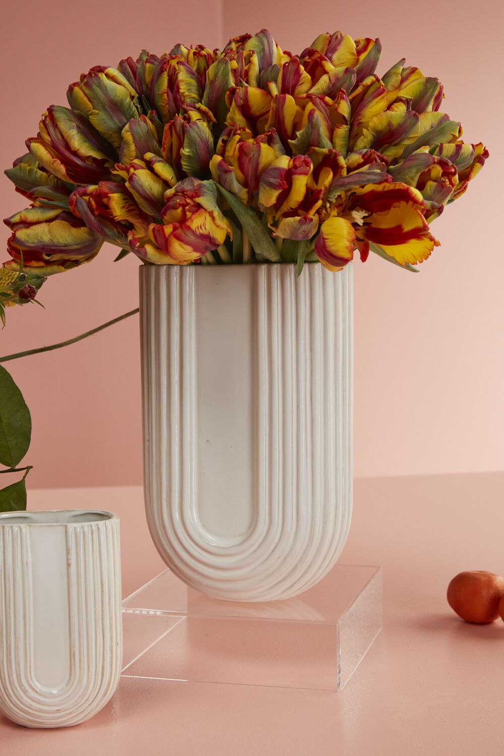 Arched Line Vase