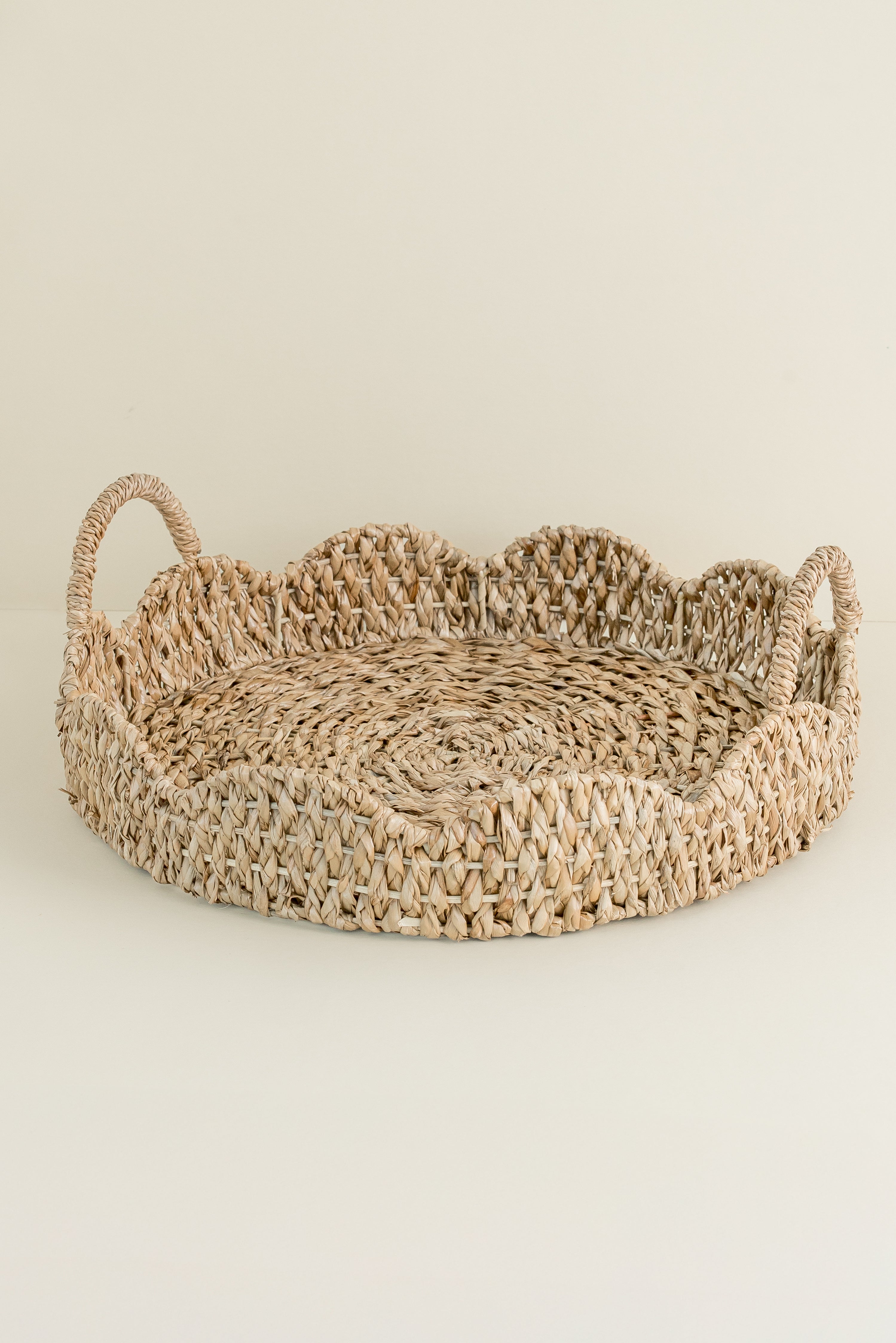 Scalloped Edge Trays