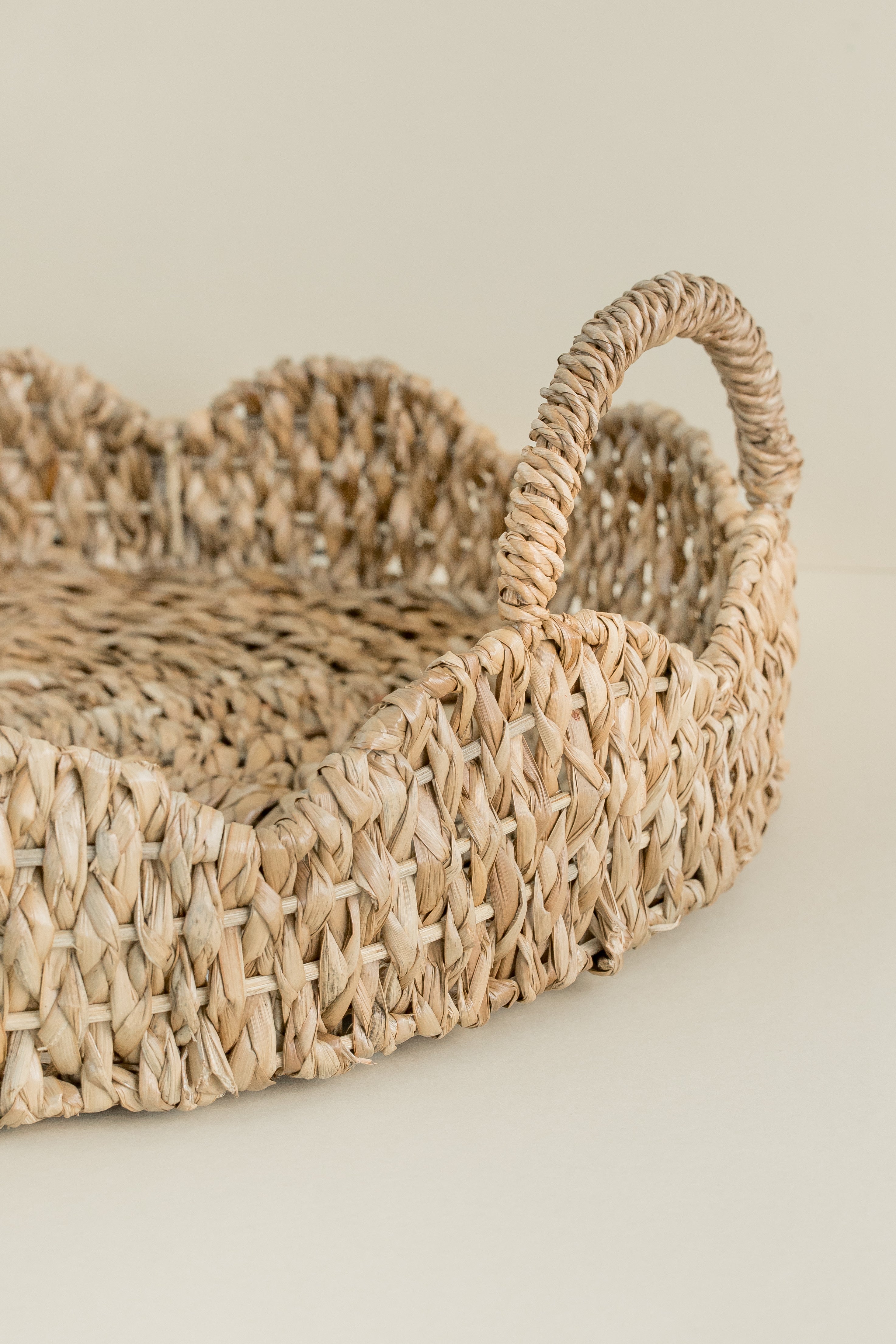 Scalloped Edge Trays