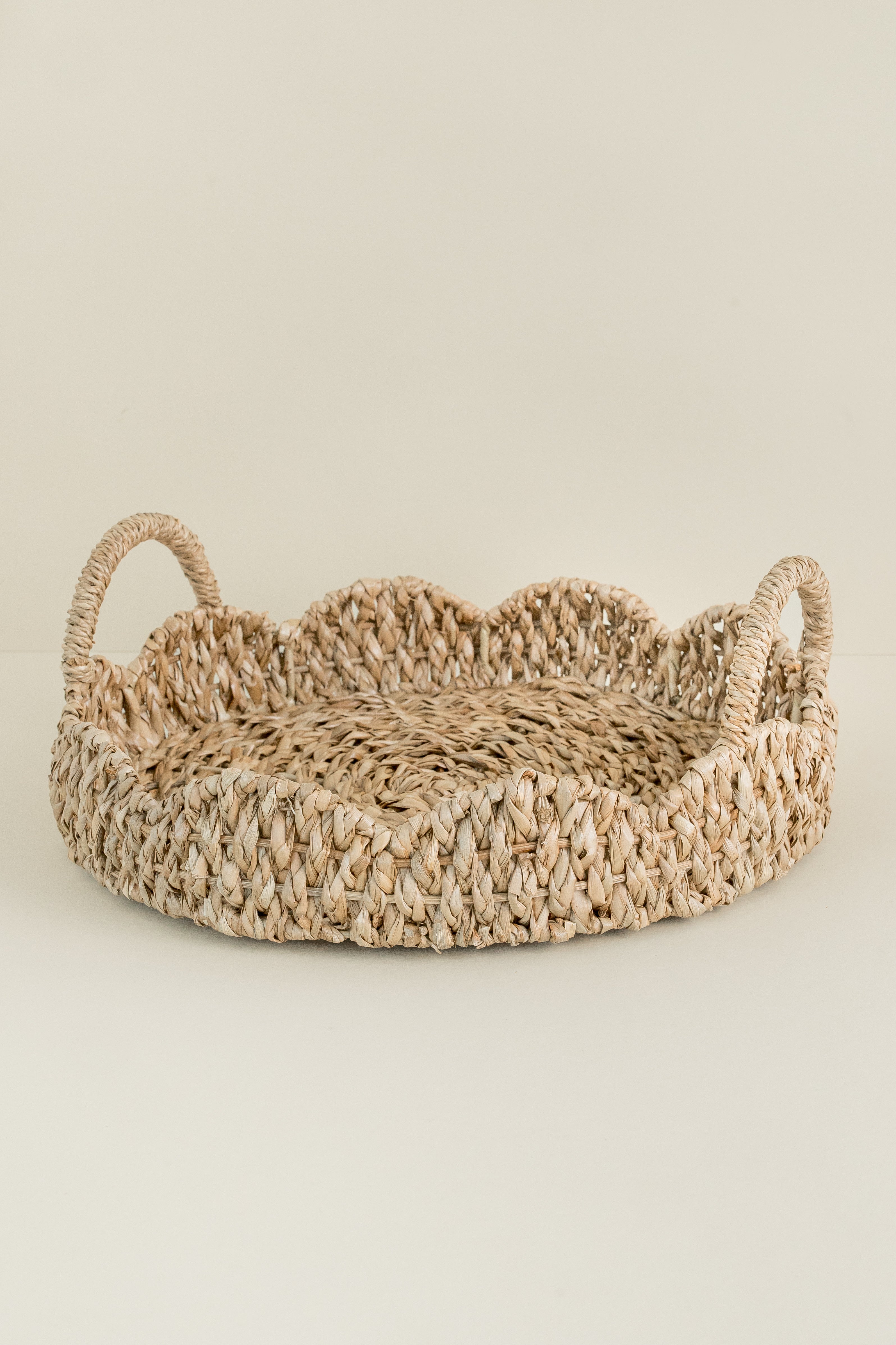 Scalloped Edge Trays