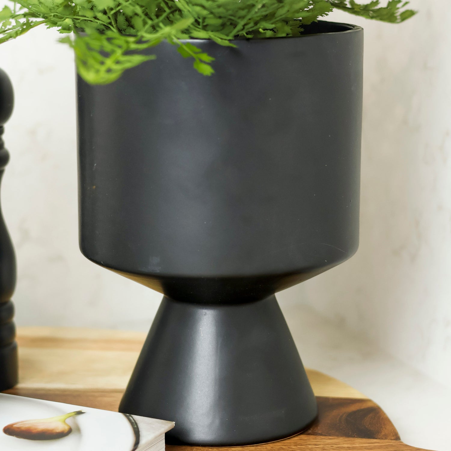 9" De Vil Pot
