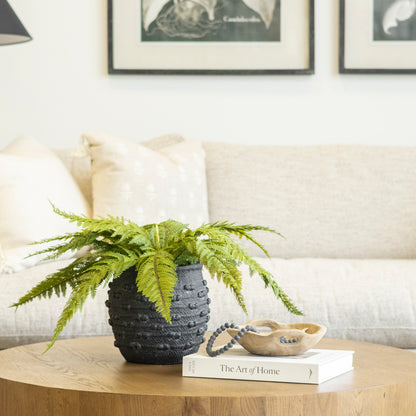 Clay Knot Vase in Black