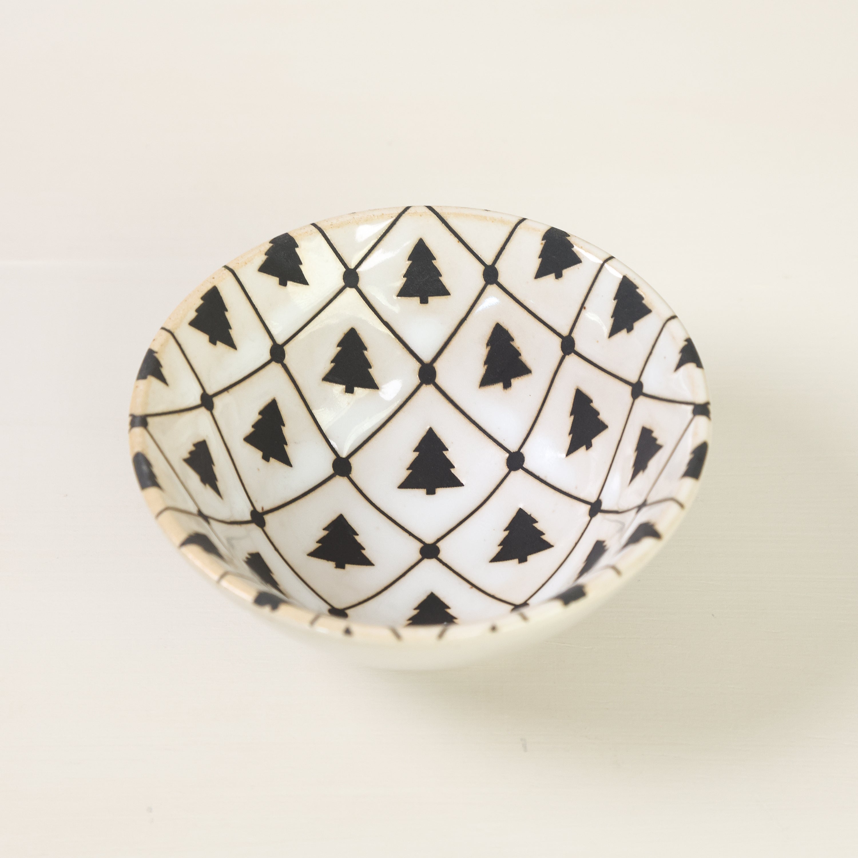 Stoneware Tree Pattern Bowl