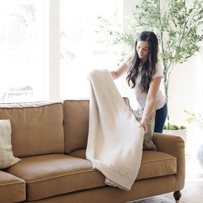 BAMBONI® THROW BLANKET: Ivory