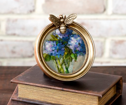 3.5" Round Antique Gold Bee Photo Frame