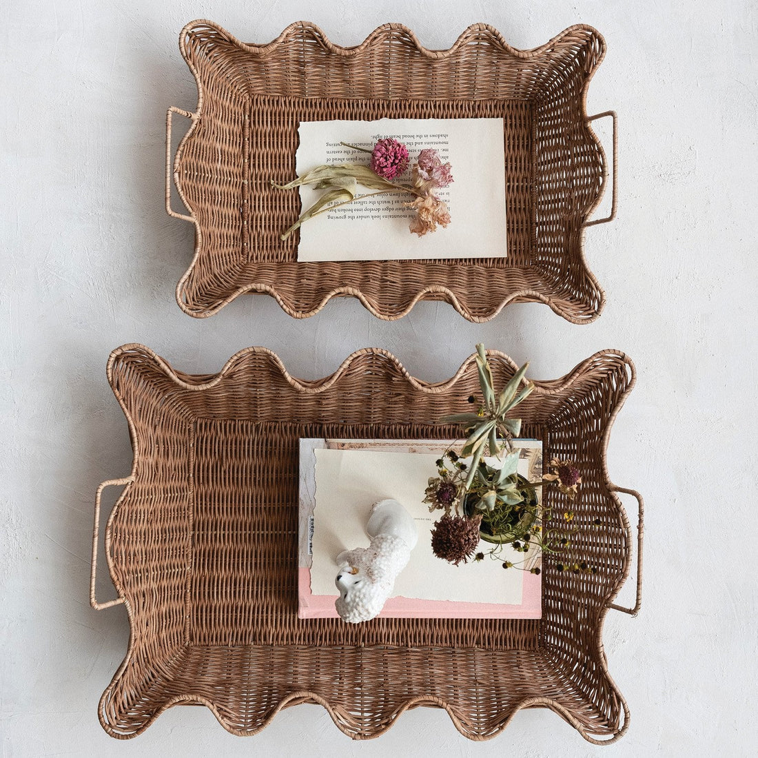 Rattan Scalloped Tray