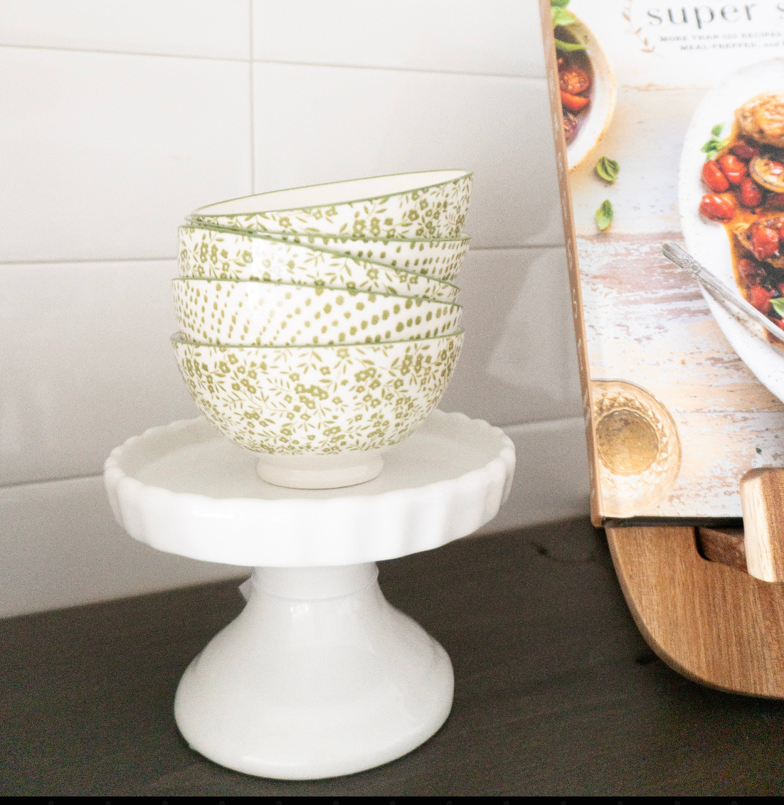 White Scalloped Pedestal