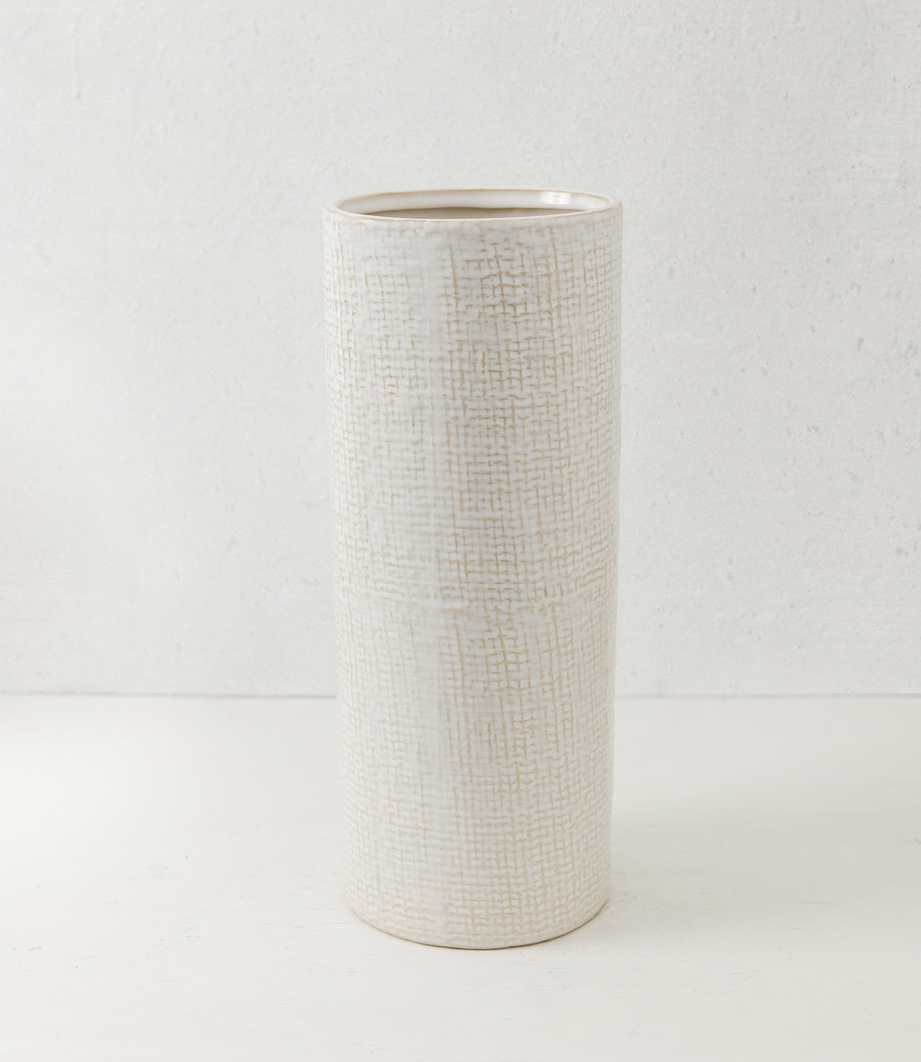 Checked Vase Ivory