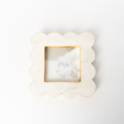 4x4 Marble Scalloped Frame